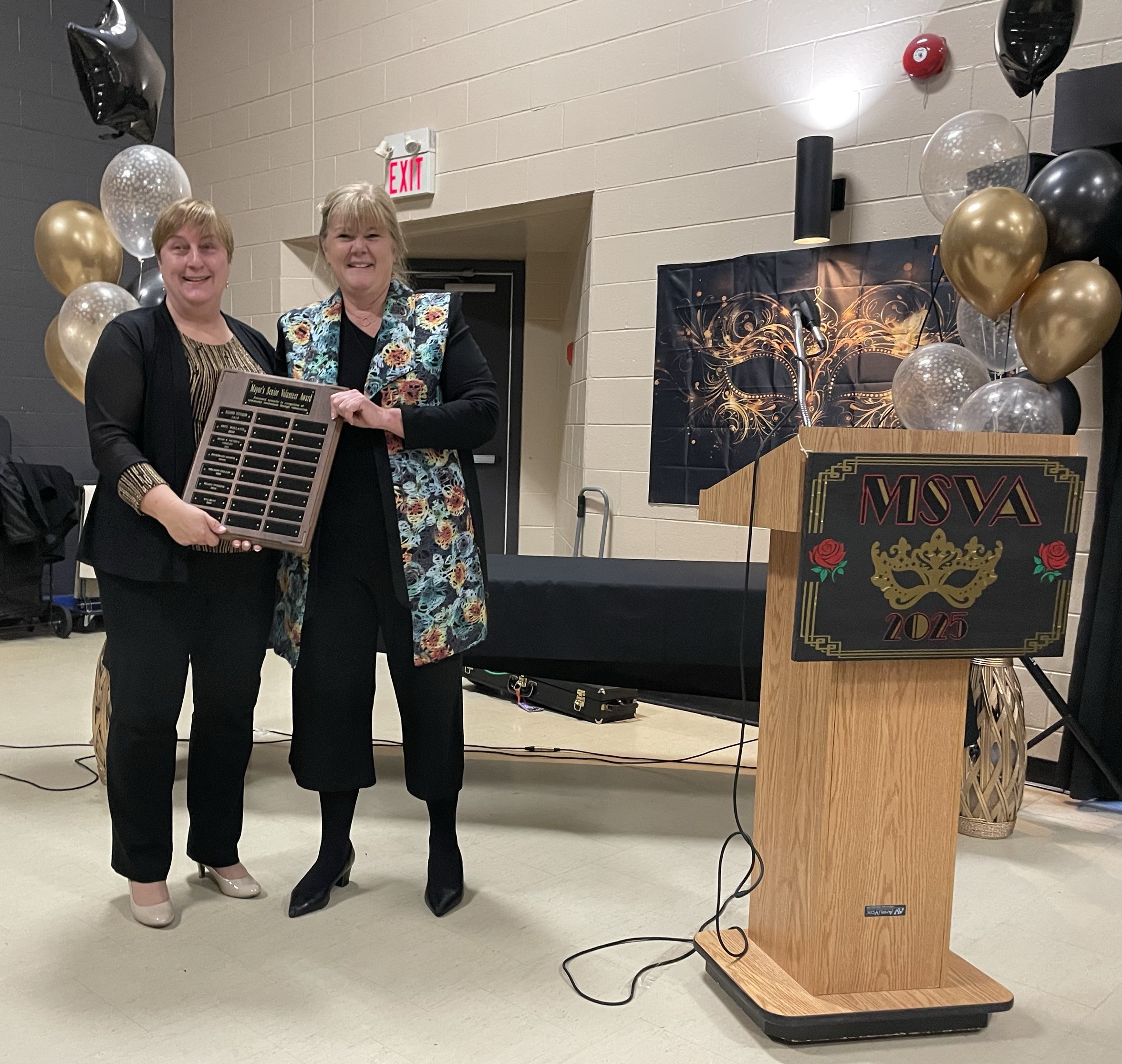 Picture of Eva Reti and Mayor Roy