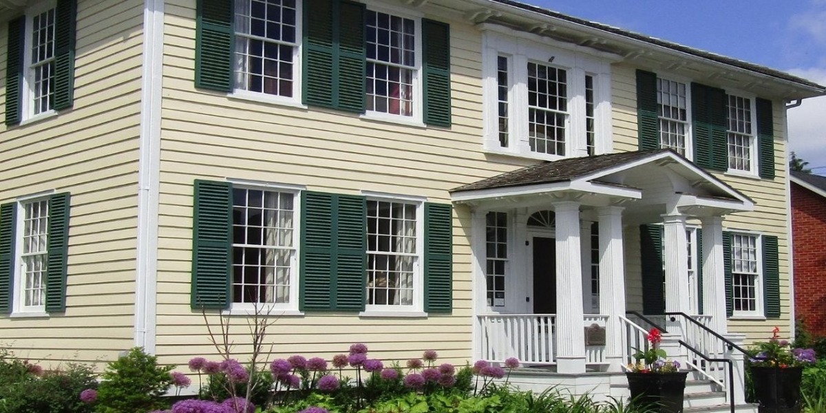 Lynde House museum building