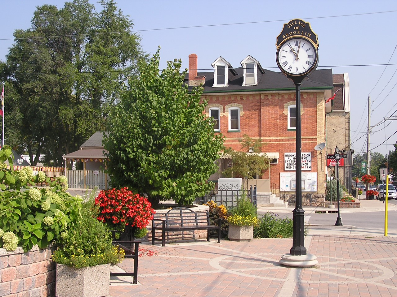 Downtown Brooklin exterior