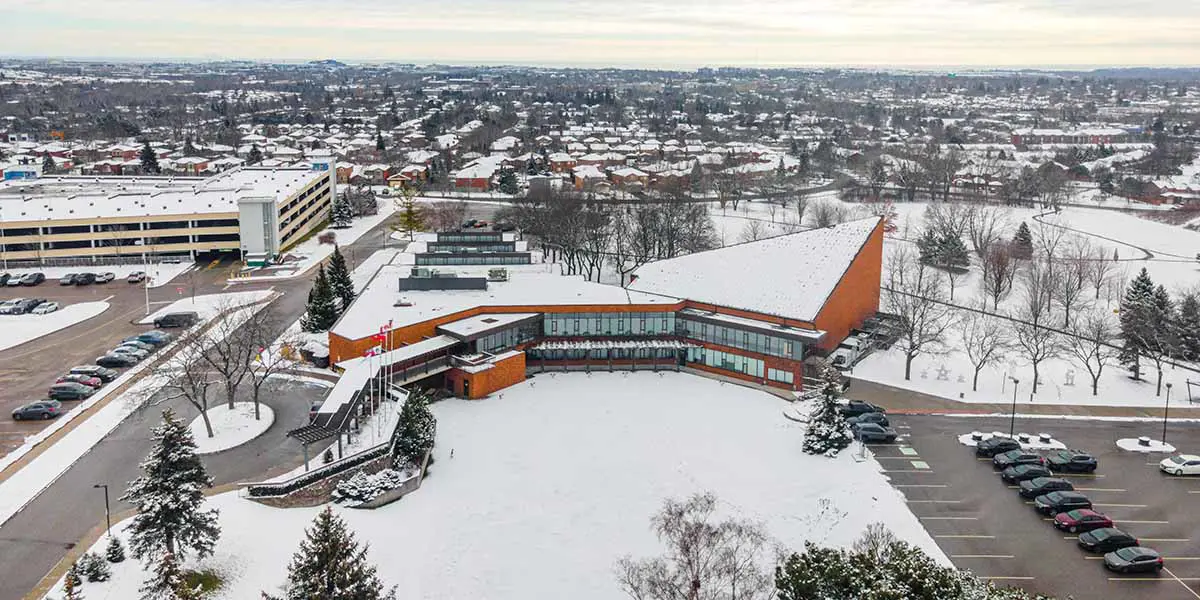 Town-Hall_Winter_1200x600px.jpg